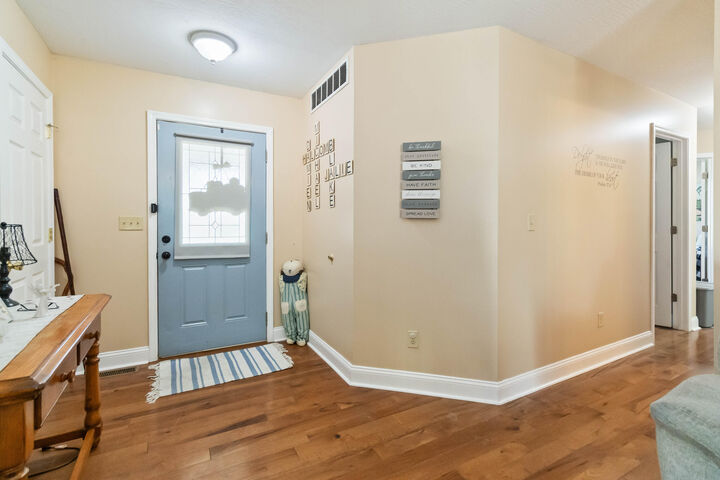 Property Photo:  198 Amber Lane  KY 40437 