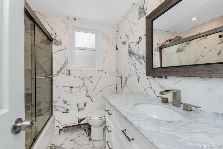 Property Photo: 2 Bryn Mawr Place Gr Level NY 10701
