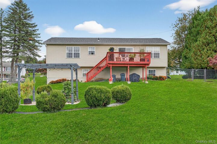 Property Photo:  23 Macintosh Drive  NY 10941 
