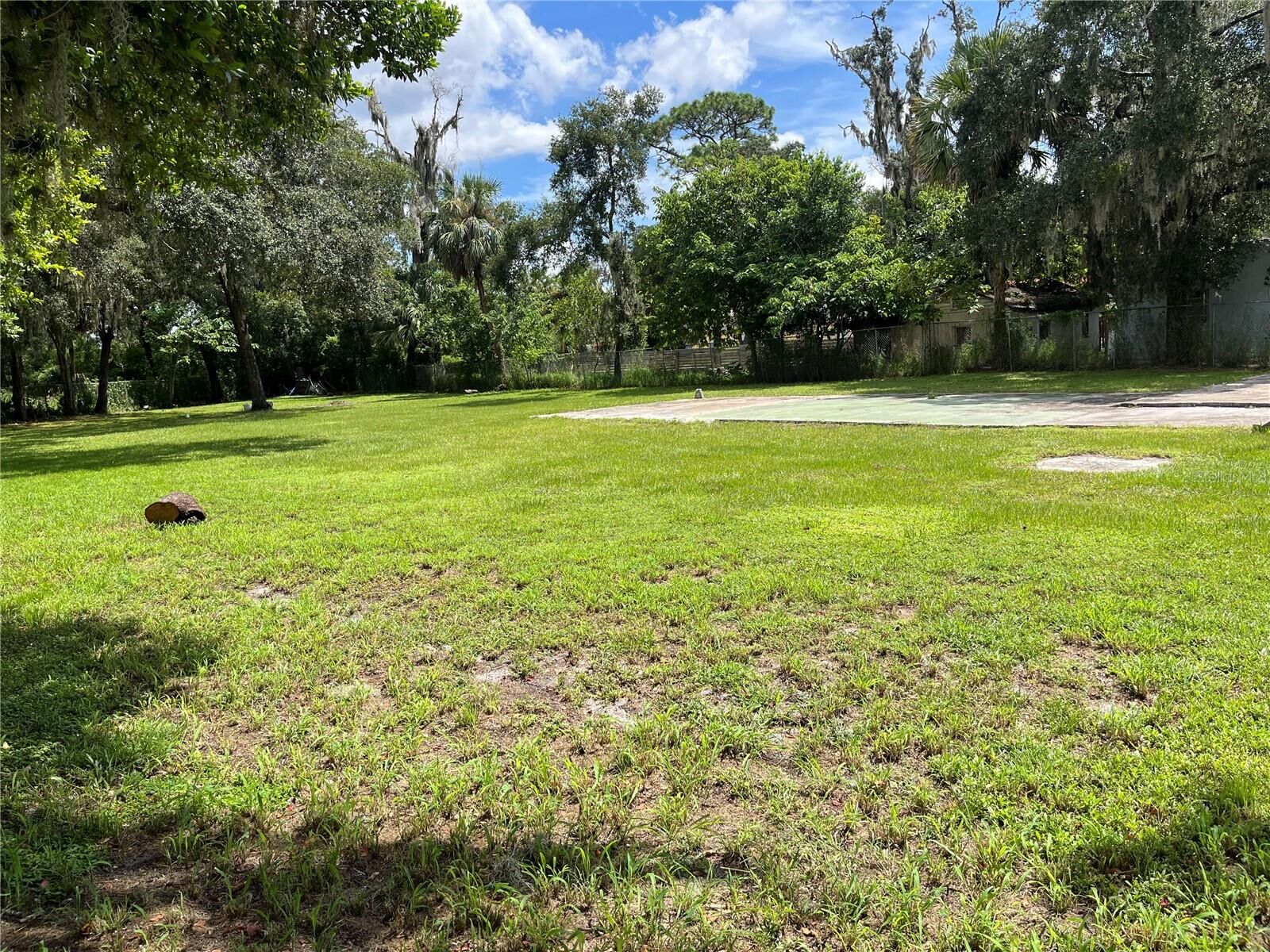 Property Photo:  7321 Edgewater Drive  FL 32810 
