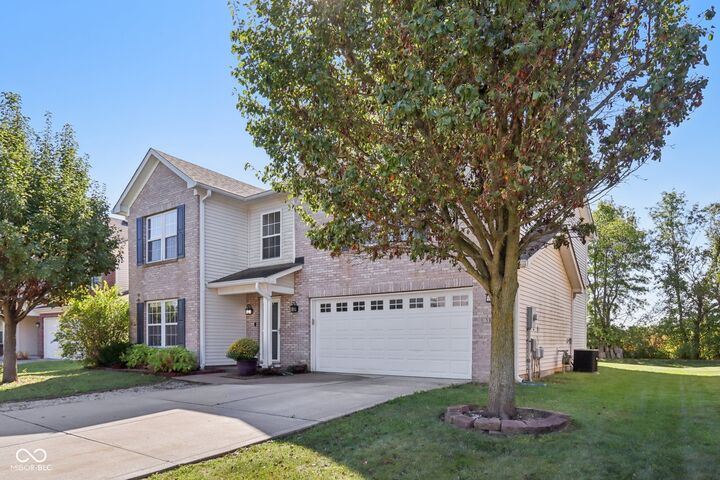 Property Photo:  5827 W Deerview  IN 46055 