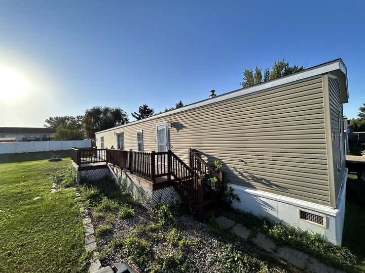 Property Photo: 405 31st Ave #92 SE ND 58701