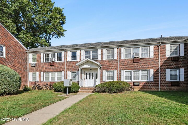 56C Stonehurst Boulevard C  Freehold NJ 07728 photo