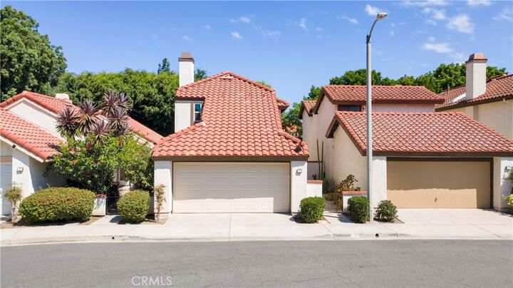 Property Photo: 3 Varesa CA 92620