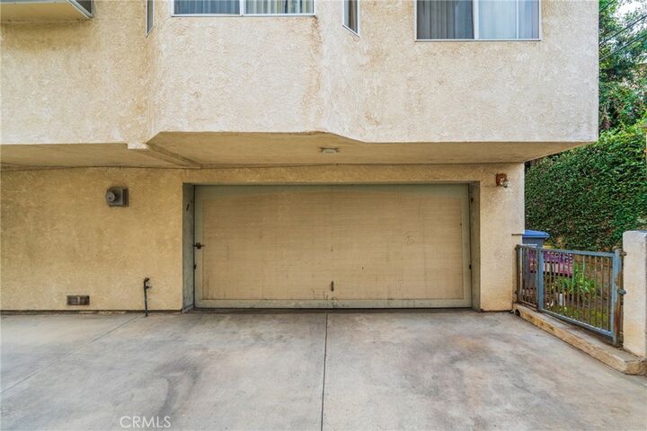 Property Photo:  1707 W 147th Street Unit#5  CA 90247 