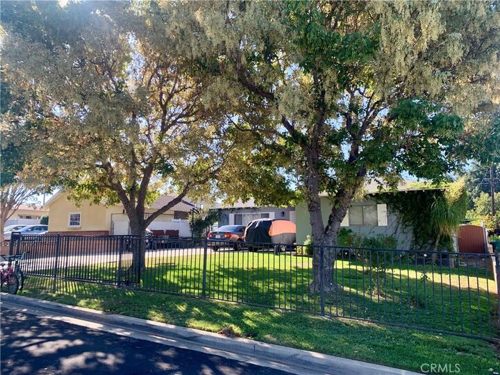 Property Photo:  147 Myrtlewood  CA 92320