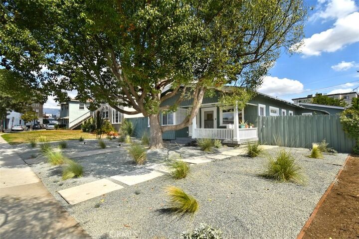 Property Photo:  126 Franklin Court  CA 91205 