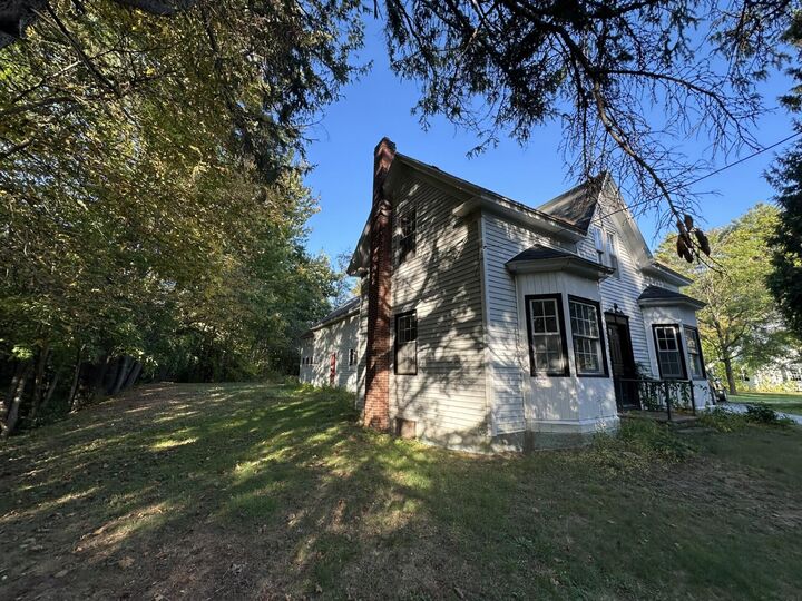 Property Photo:  156 Lewiston Street  ME 04256 