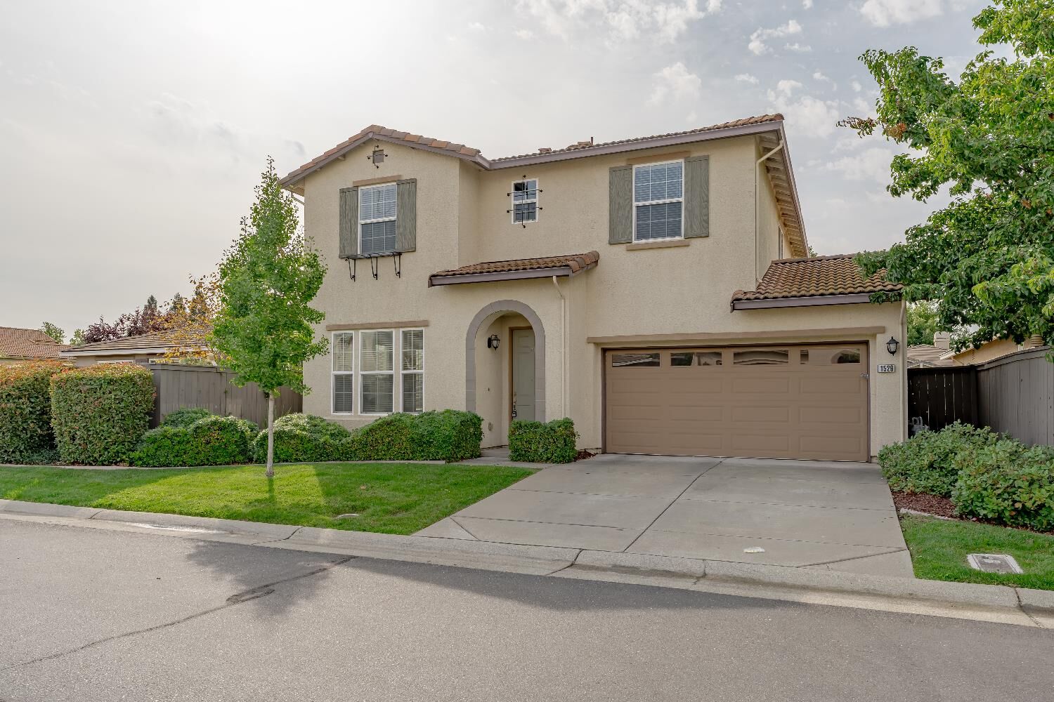 Property Photo:  1529 Snapdragon Lane  CA 95747 