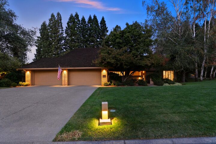 1957 Empire Oaks Court  Gold River CA 95670 photo