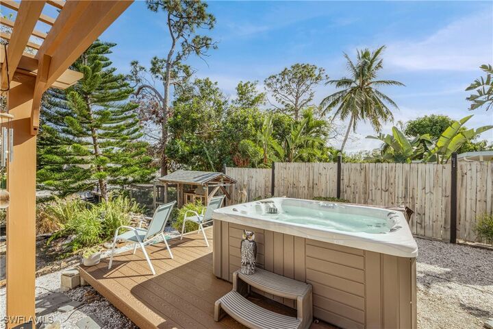 Property Photo: 27211 Sun Aqua Lane FL 34135