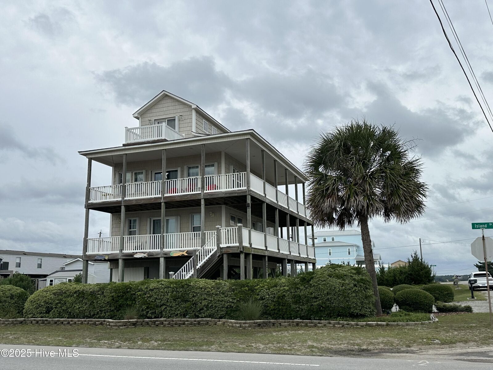 Property Photo:  132 Reeves Street  NC 28460 