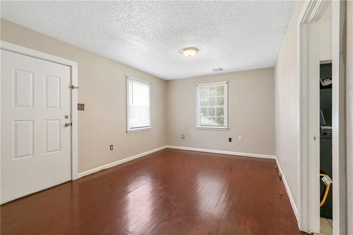 Property Photo:  801 Cathy Avenue  LA 70003 