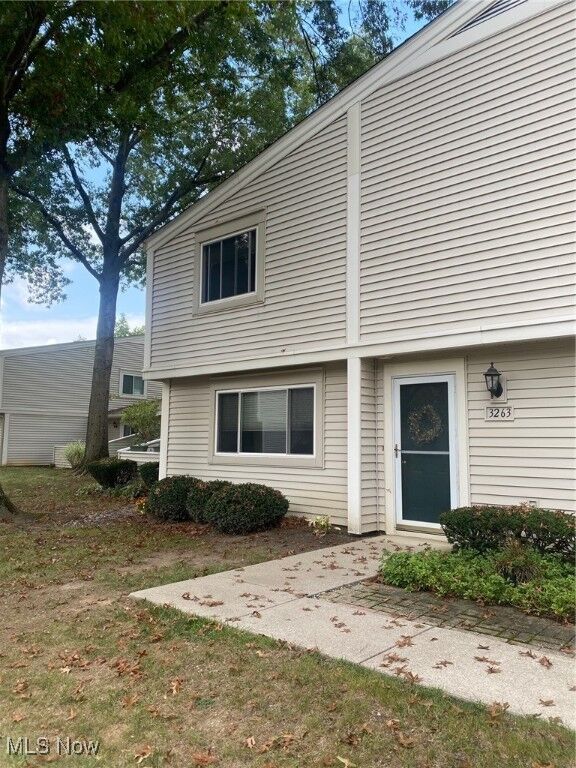 Property Photo: 3263 Bay Landing Drive 27 OH 44145