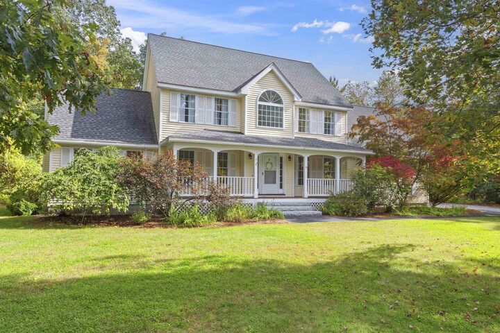 Property Photo:  5 Springfield Circle  NH 03054 
