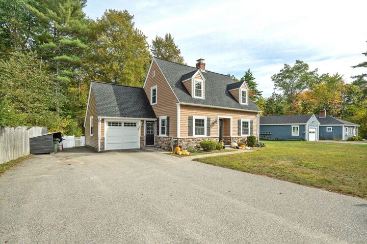 Property Photo: 39 Logging Hill Road NH 03304