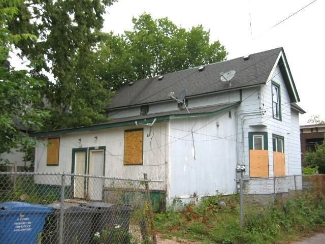 Property Photo:  1009 19th Street E  MN 55404 