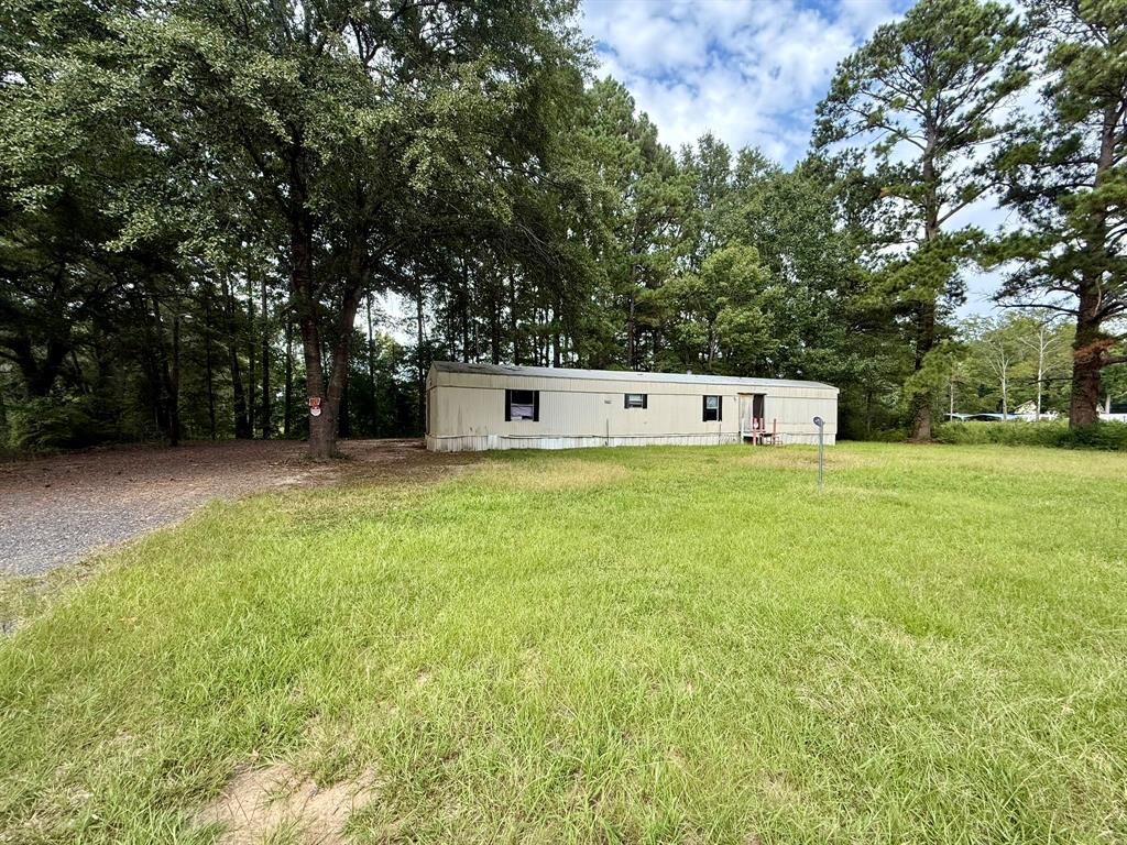 Property Photo:  2737 Tucker Street  LA 71068 