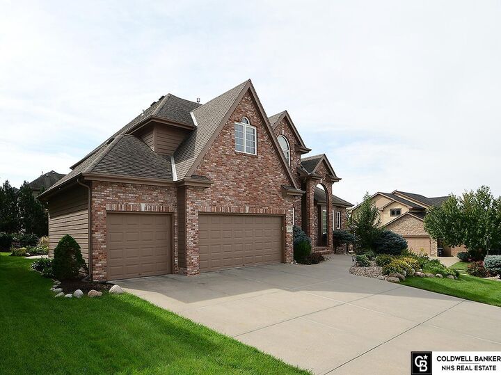 Property Photo:  18059 Leavenworth Street  NE 68022 