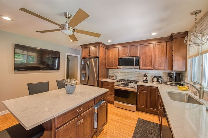 Property Photo:  701 Winthrop Street 313  MA 02780 