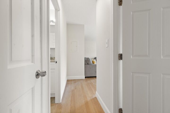 Property Photo:  6 Chapel Hill Dr 9  MA 02360 