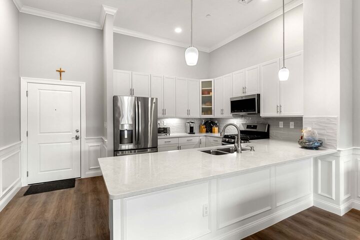 Property Photo:  320 Middlesex Ave A406  MA 02155 