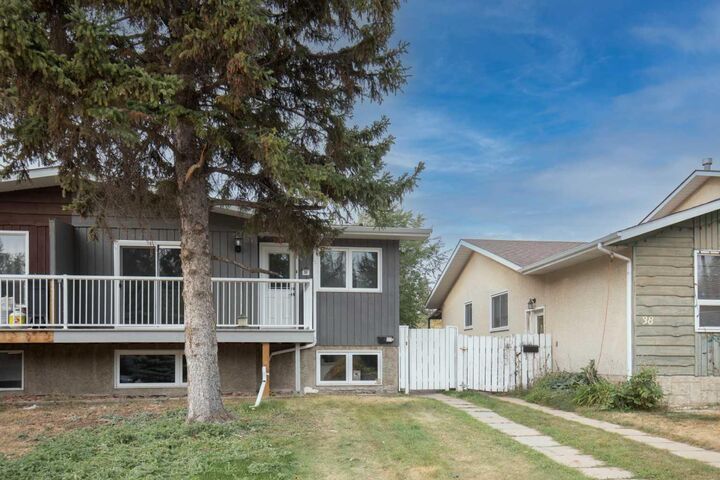 Property Photo:  36 Page Avenue  AB T4P 1J8 