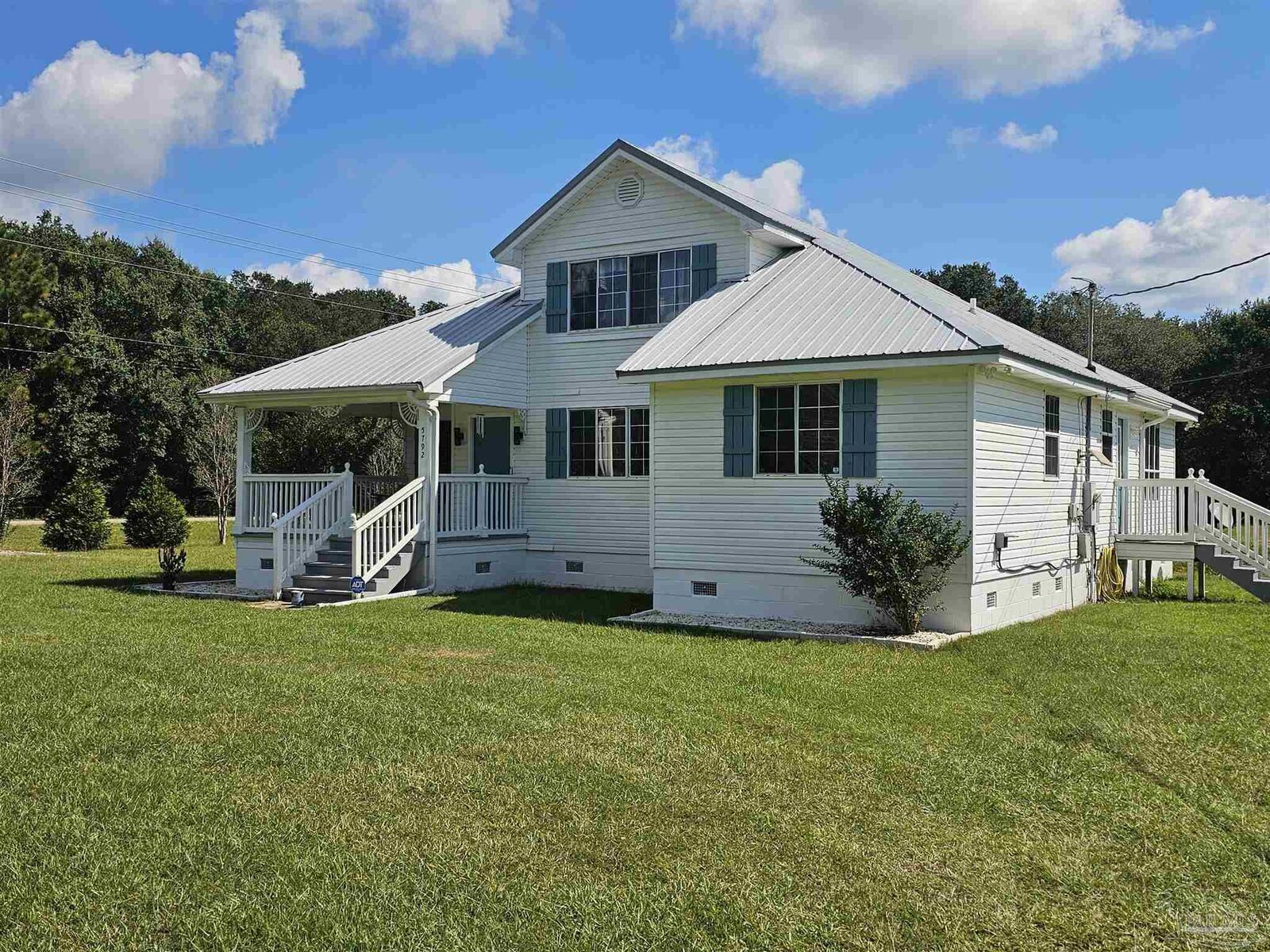 Property Photo: 5792 Todd St FL 32571