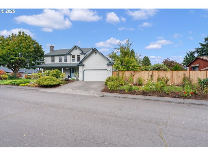 Property Photo:  4119 SE Northridge Dr  OR 97222 