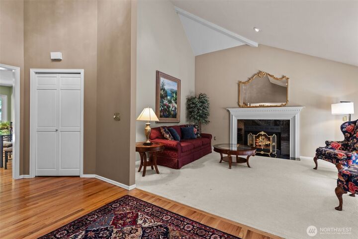 Property Photo:  26008 SE 30th Street  WA 98075 