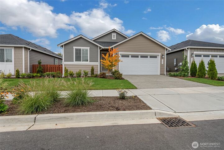 Property Photo:  2631  Acer Loop SE  WA 98513 