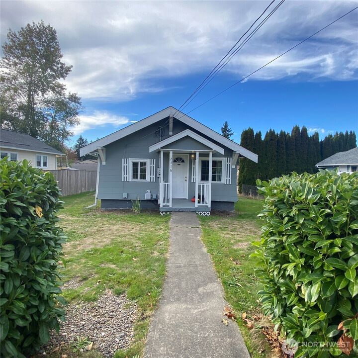 Property Photo:  2716  Sylvan Drive W  WA 98466 