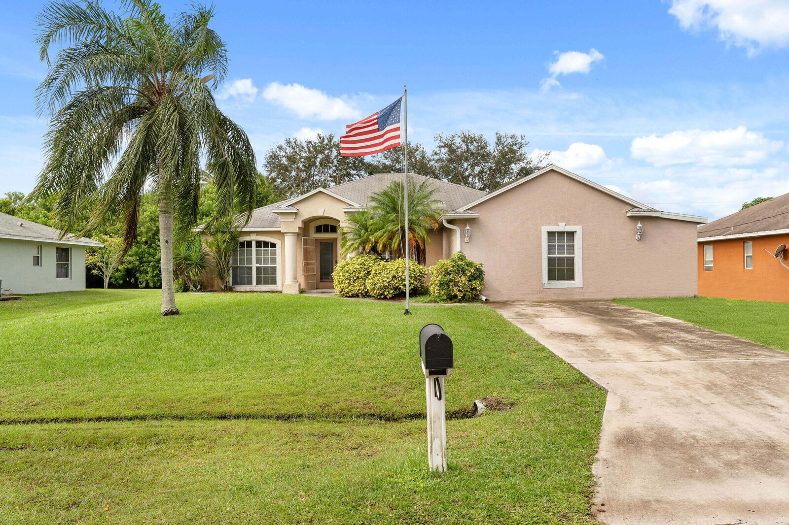 Property Photo:  1874 SW Gemini Lane  FL 34984