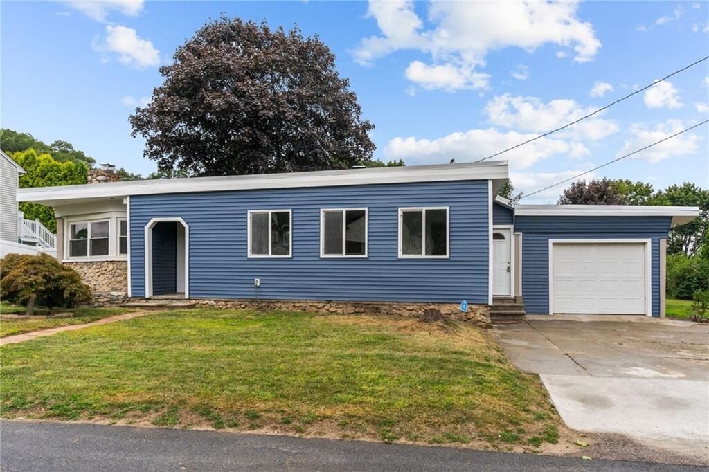 Property Photo:  5 Gano Avenue  RI 02919 