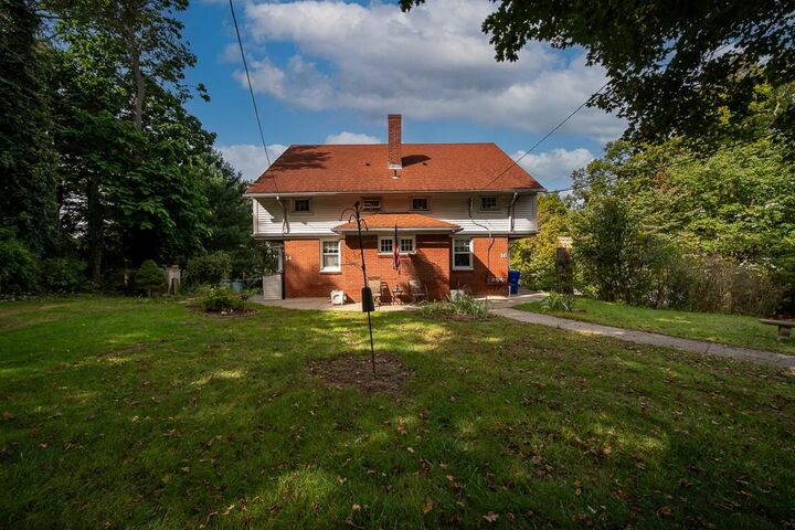 Property Photo:  14 Waterview Ave Avenue  RI 02915