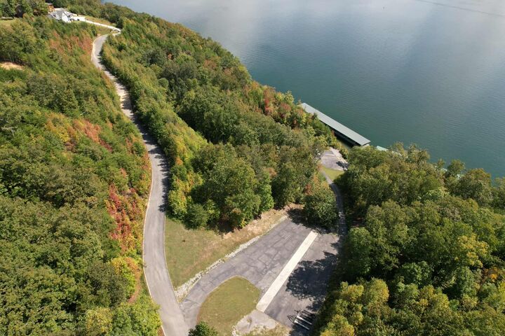 Property Photo:  200 Waterside Way  TN 37381 