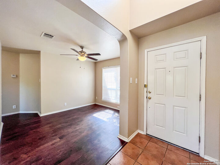 Property Photo:  218 Val Verde Dr  TX 78130 