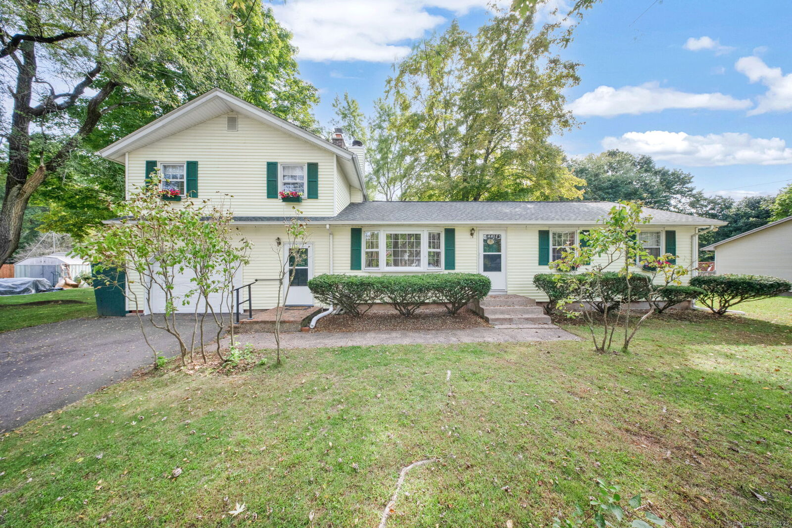 Property Photo:  46 Neill Road  CT 06066 