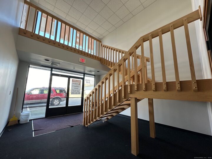Property Photo: 61 Ffyler Place CT 06078