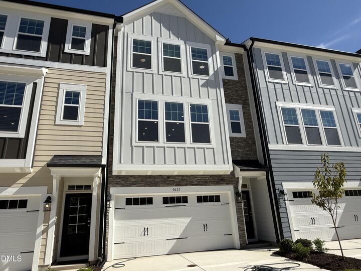Property Photo:  5022 Jowettes Walk Drive 22  NC 27519 