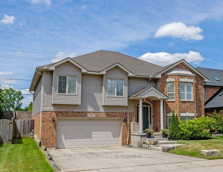 Property Photo: 780 Whitehaven Crescent ON N6G 4V6