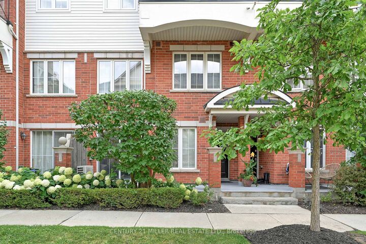 Property Photo:  43 Hays Boulevard 2  ON L6H 0J1 