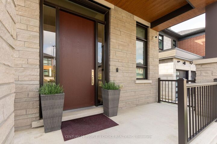 Property Photo:  140 Wainfleet Crescent  ON L4L 1A6 