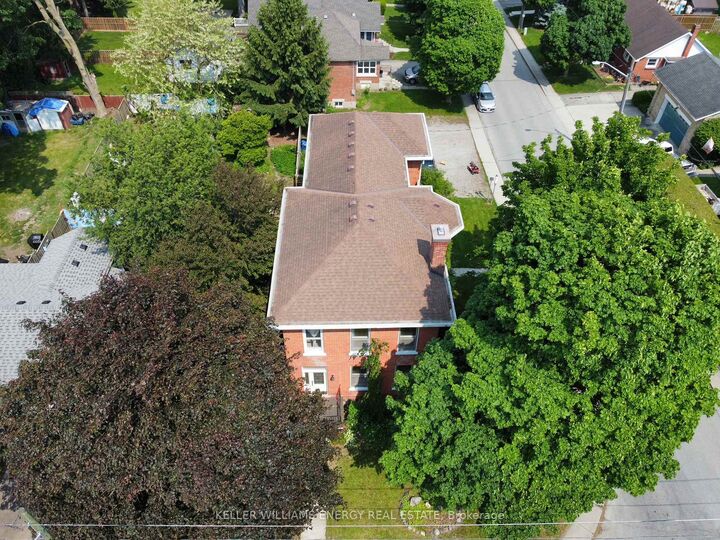 Property Photo:  88 Wellington Street N  ON N4S 6R1