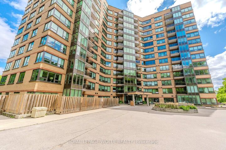 Property Photo:  237 King Street W 703  ON N3H 5L2 