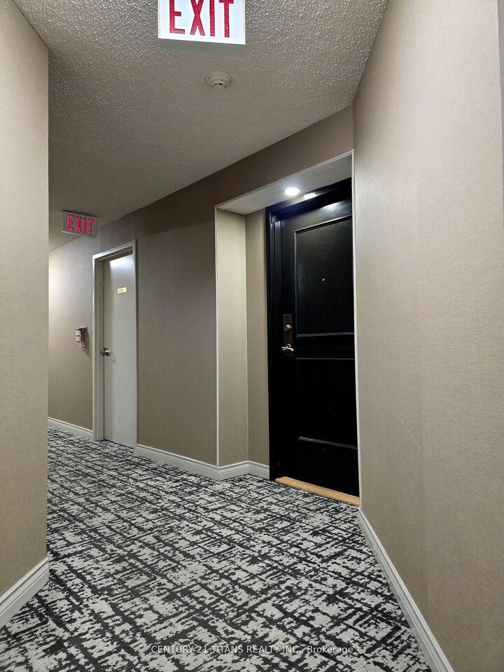 Property Photo:  480 McLevin Avenue 716  ON M1B 5N9 