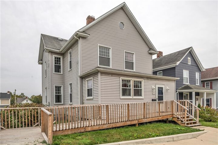 224 S 4th Street  Youngwood PA 15697 photo