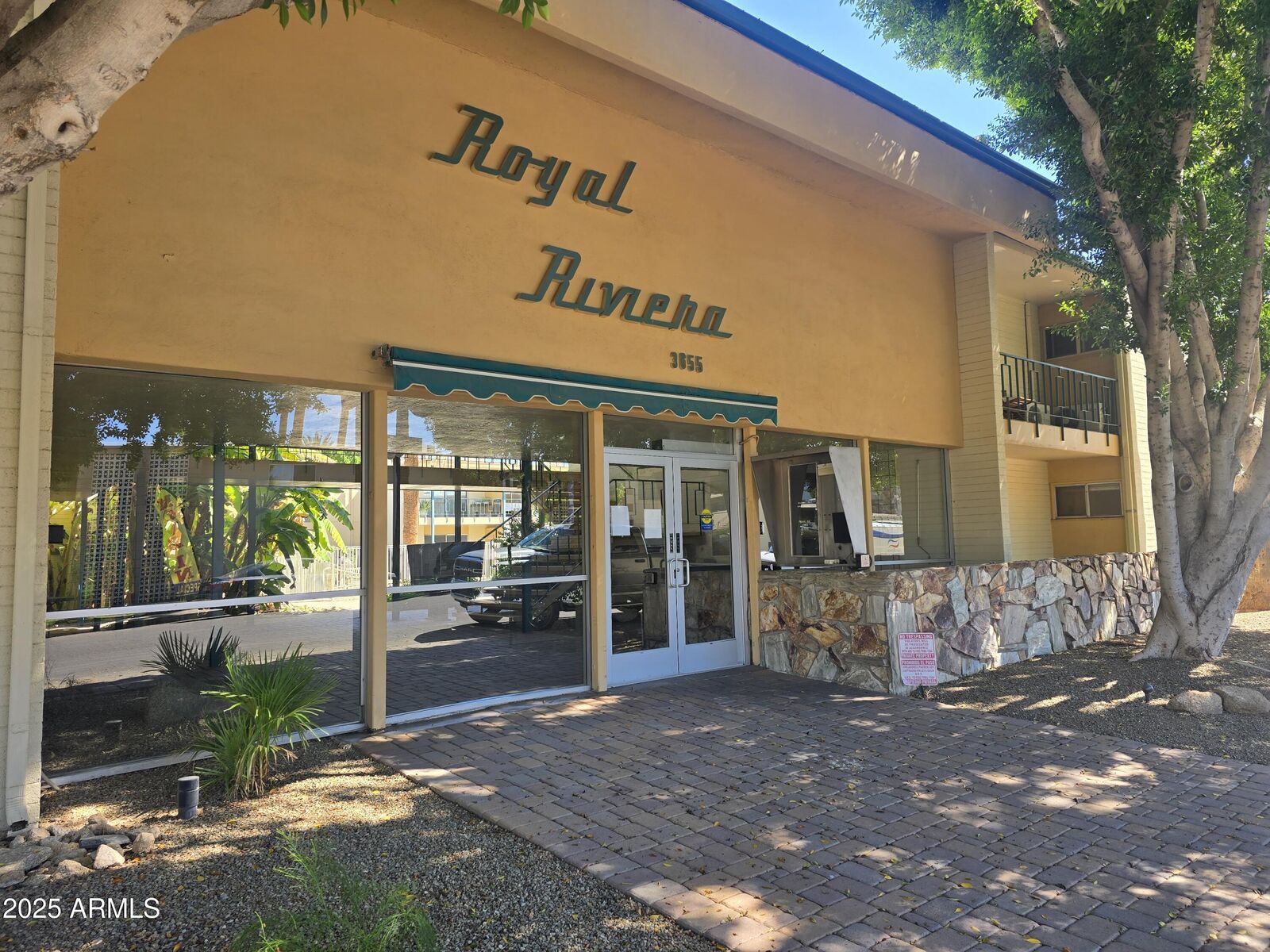 Property Photo: 3655 N 5th Avenue 203 AZ 85013