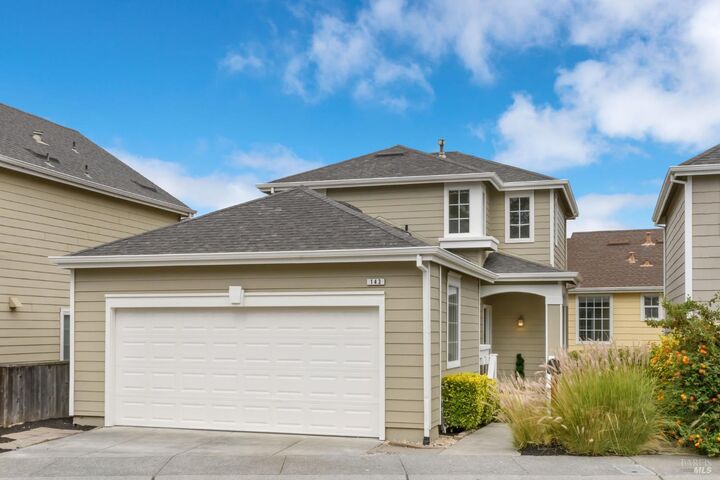 143 McNear Circle  Petaluma CA 94952 photo