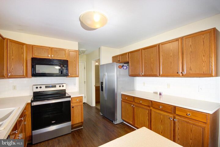 Property Photo: 1411 Chateau Drive MD 21801